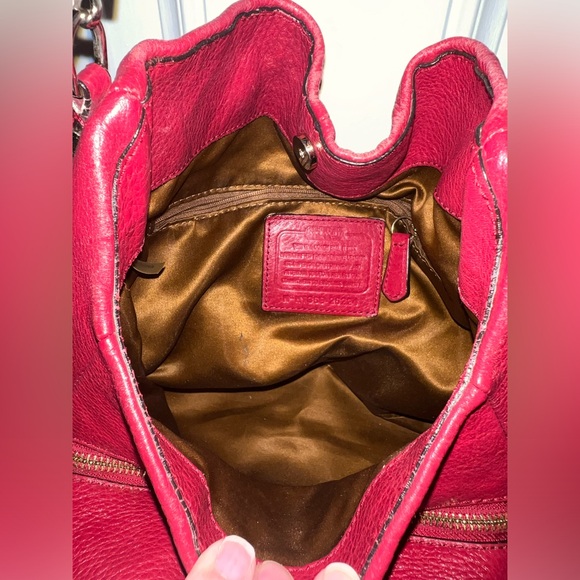 VTG Coach Purse Madison Phoebe Red Pebbled Leather Hobo Shoulder Bag Large Y2K - Picture 12 of 16